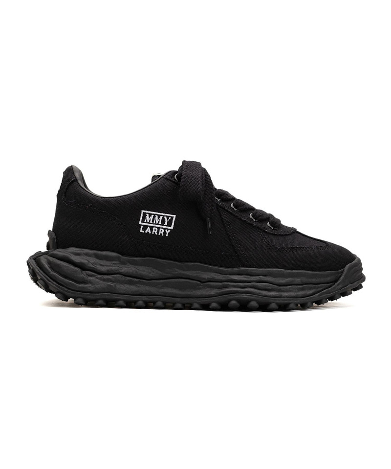 "LARRY" OG Sole Canvas Low-top Sneaker 20