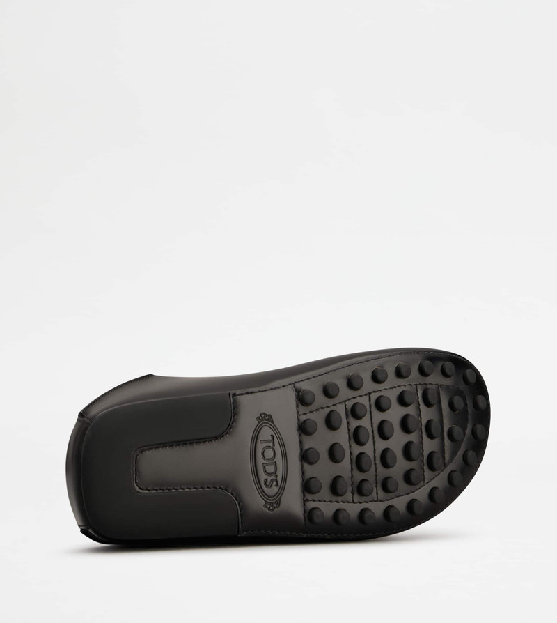 SLIPPER LOAFERS IN LEATHER - BLACK 3