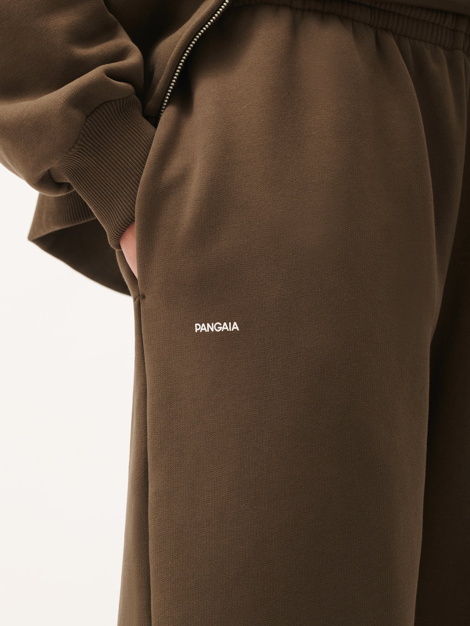 Womens DNA Barrel-Leg Track Pants - Cacoa Brown - 4