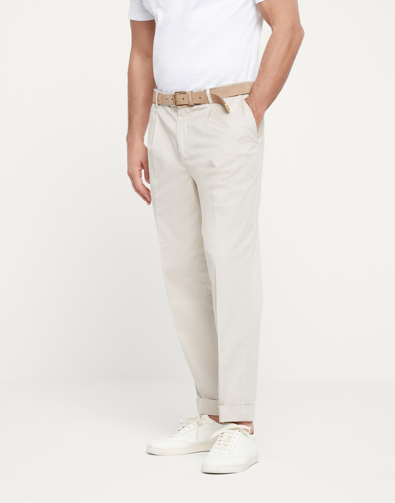 Garment-dyed leisure fit trousers in American Pima cotton comfort gabardine with pleat 1