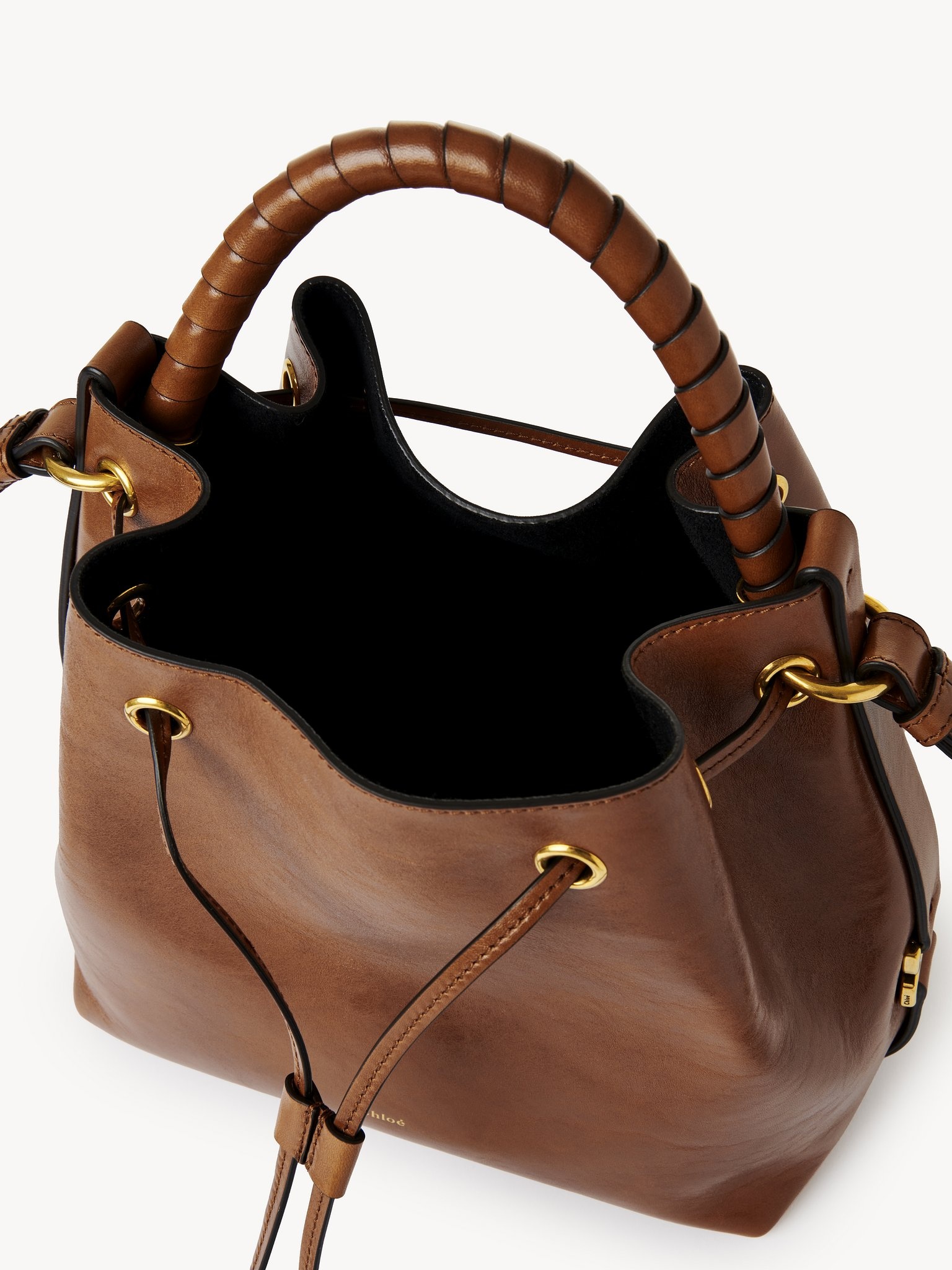 Chloé MARCIE BUCKET BAG IN SHINY LEATHER | REVERSIBLE