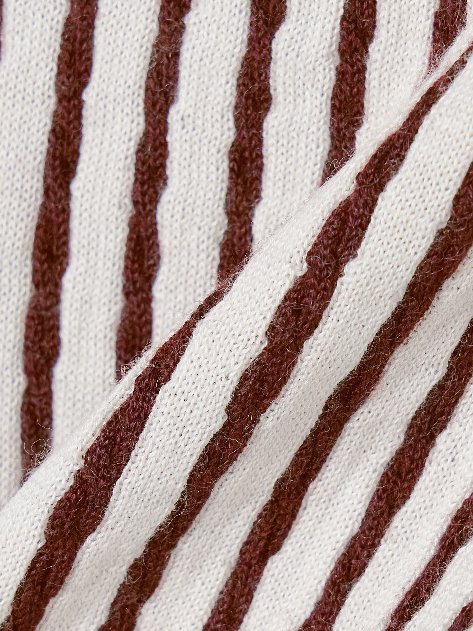 Striped cable-knit cashmere and silk-blend shorts Off-white - 4