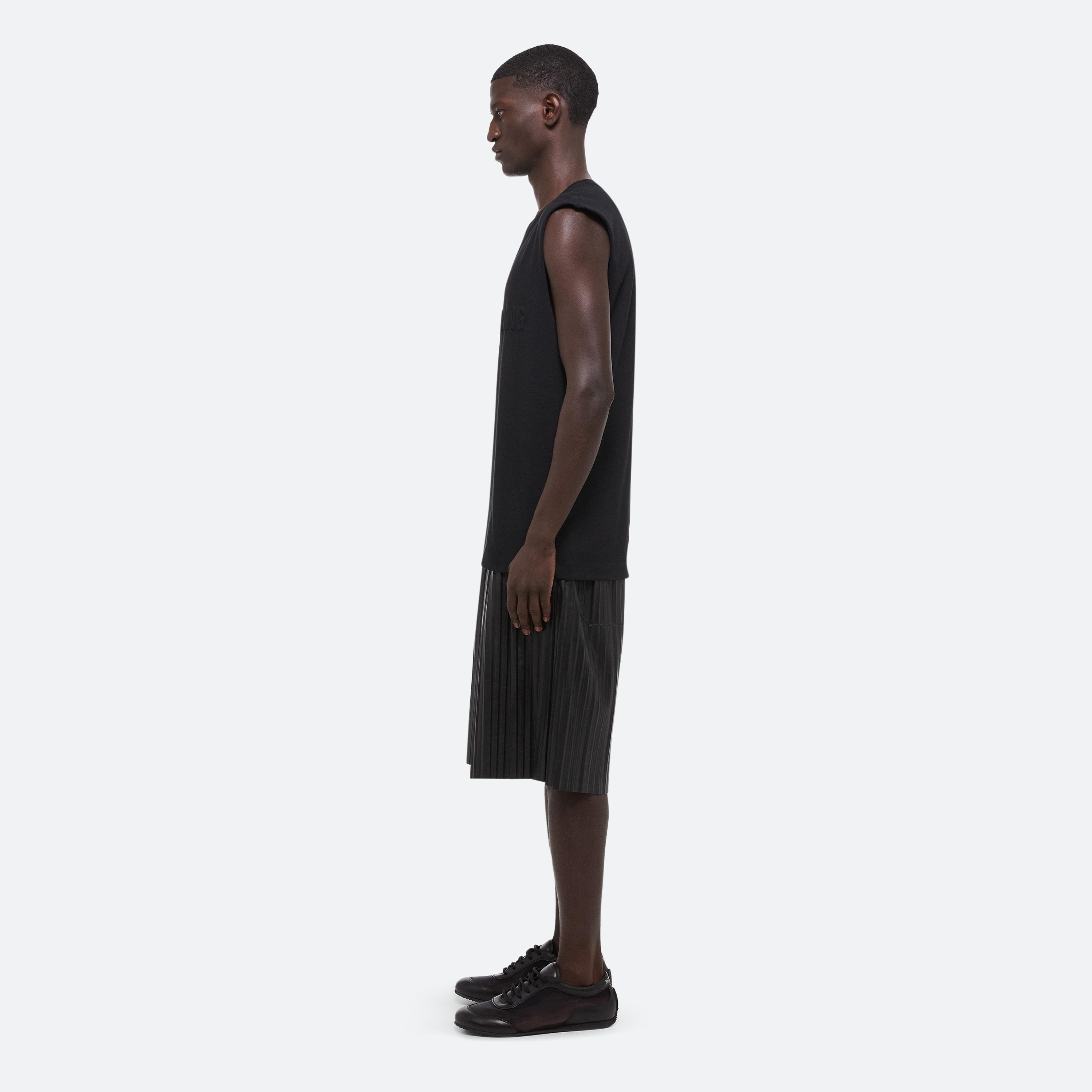 EMBOSSED LOGO TANK - 4