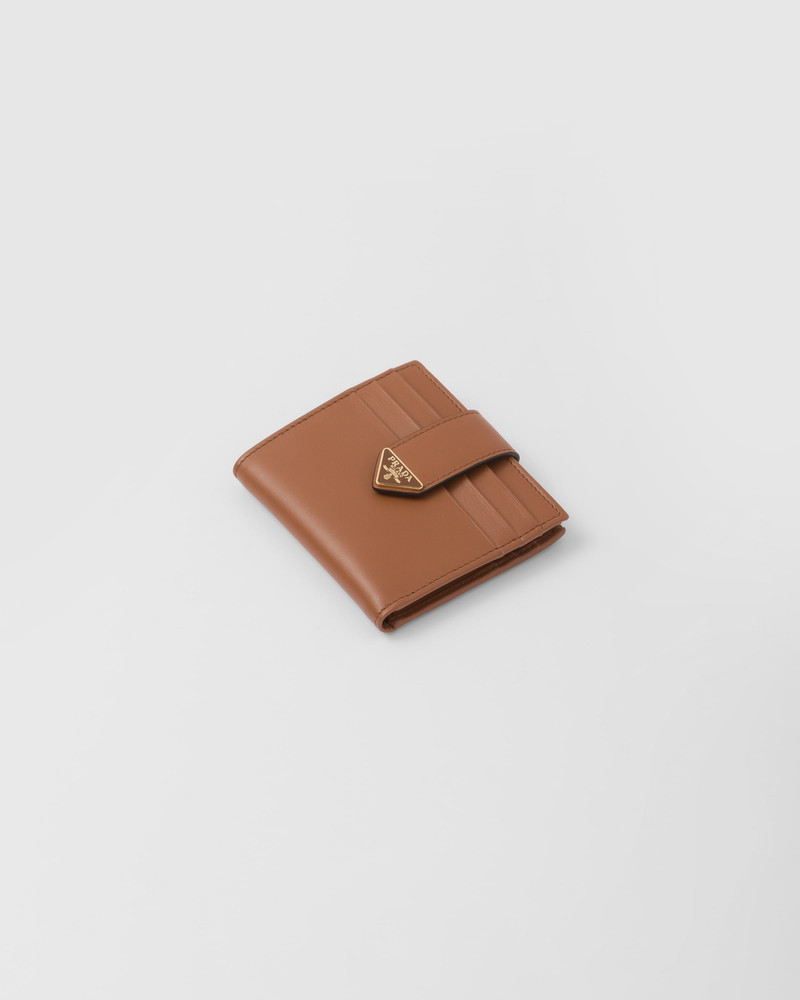 Prada Small leather wallet outlook