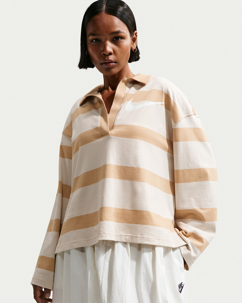Nike Sportswear Women's Oversized Top 1