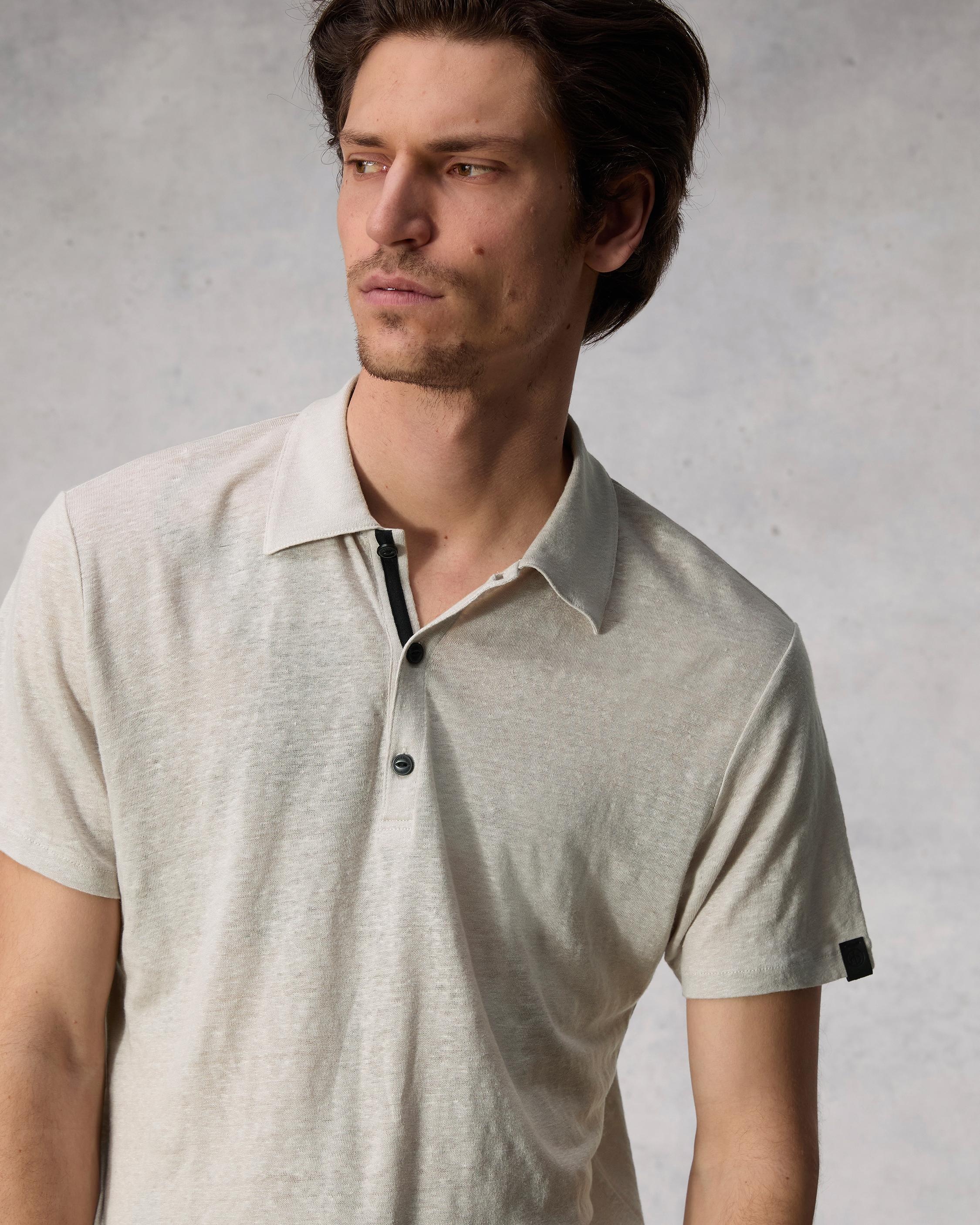 Classic Linen Polo
Classic Fit - 6
