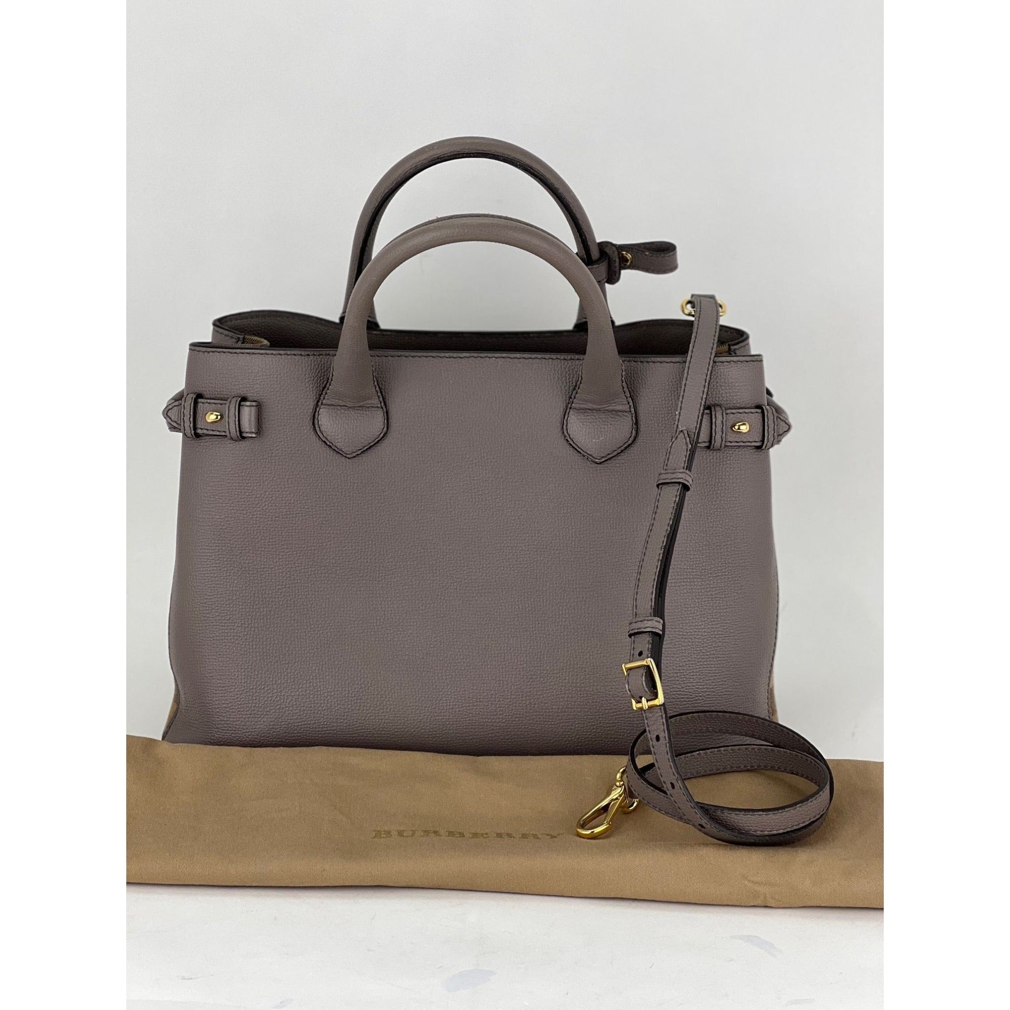 Debsluxurycloset - Burberry Tote Banner House Check Leather Canvas Medium Hand Shoulder Bag preowned - 2