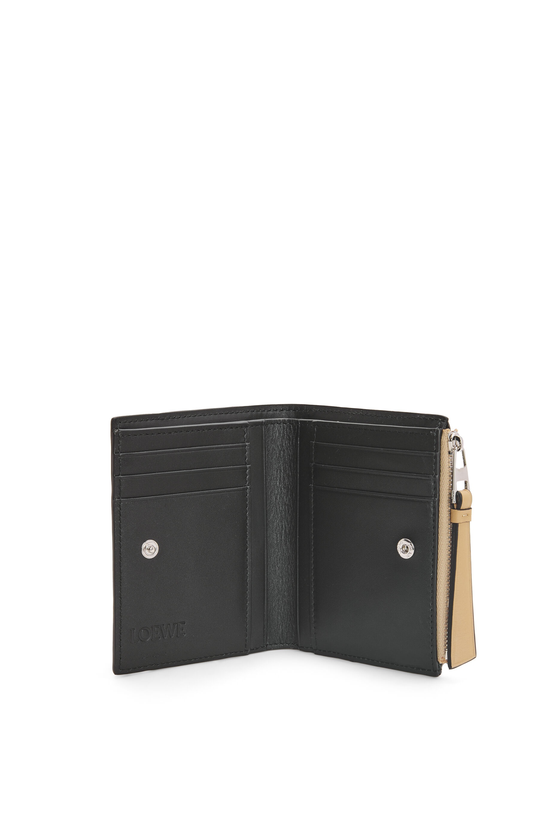 Puzzle compact wallet in classic calfskin - 2