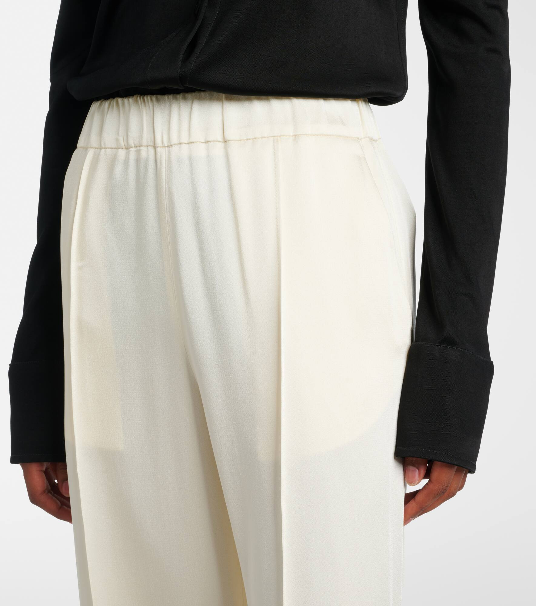 Gathered satin wide-leg pants - 4