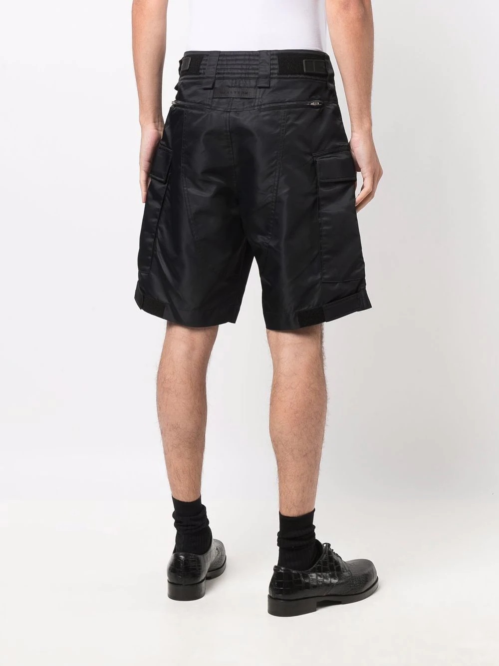 buckle-detail cargo shorts - 7