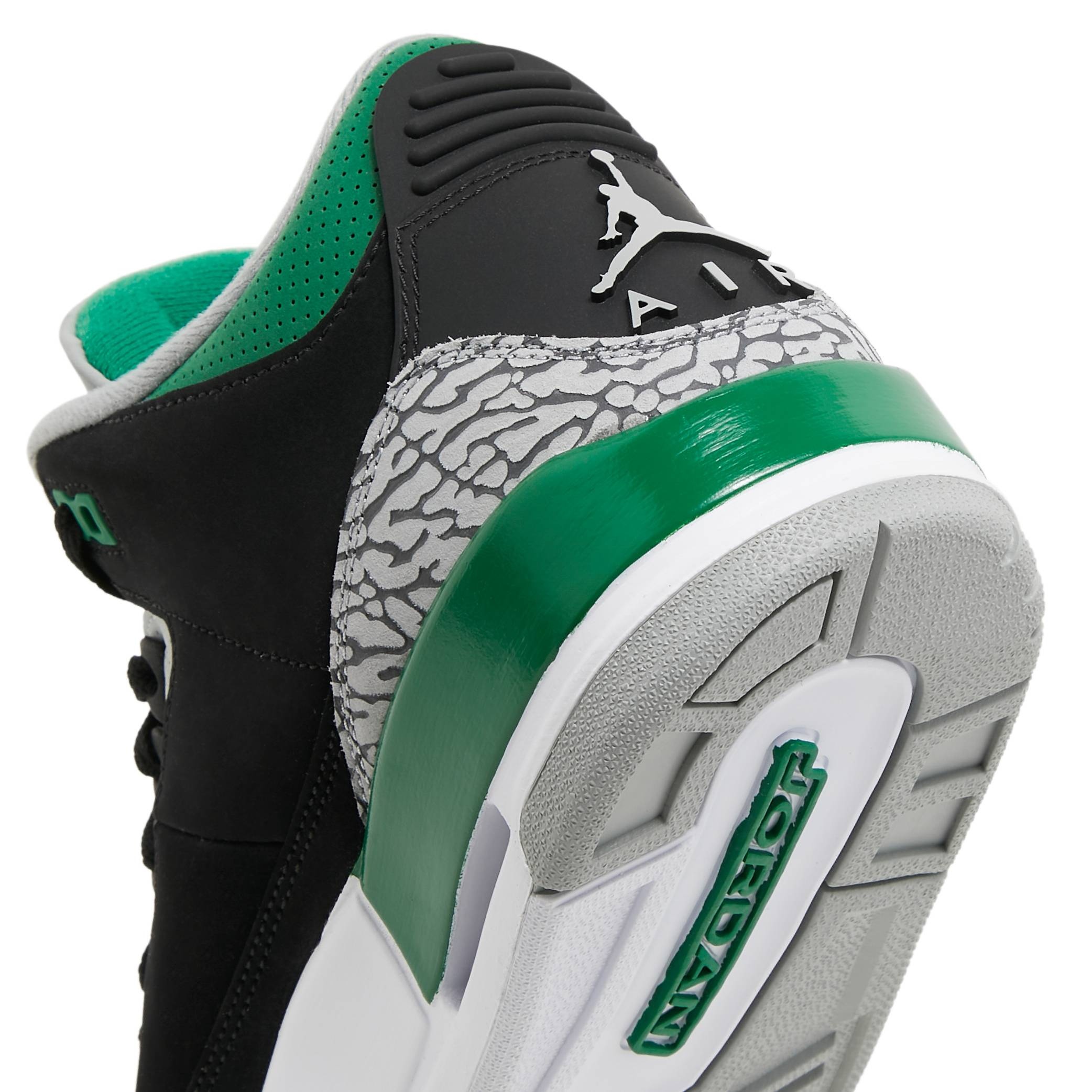 Air Jordan 3 Retro 'Pine Green' - 10