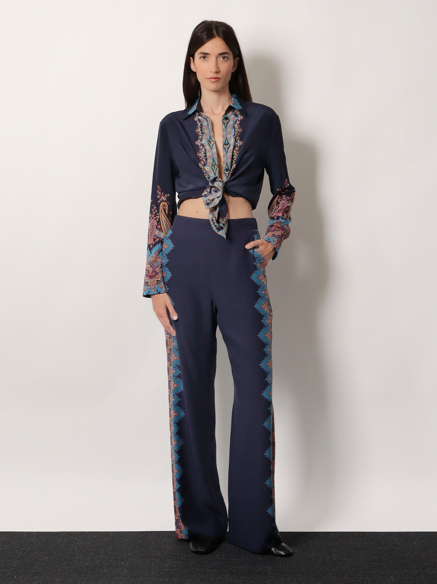Etro Women Silk Trousers With Floral Print - 2