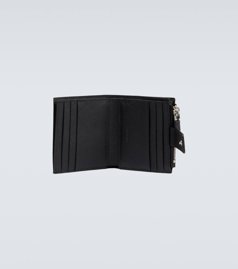 Prada Leather wallet outlook