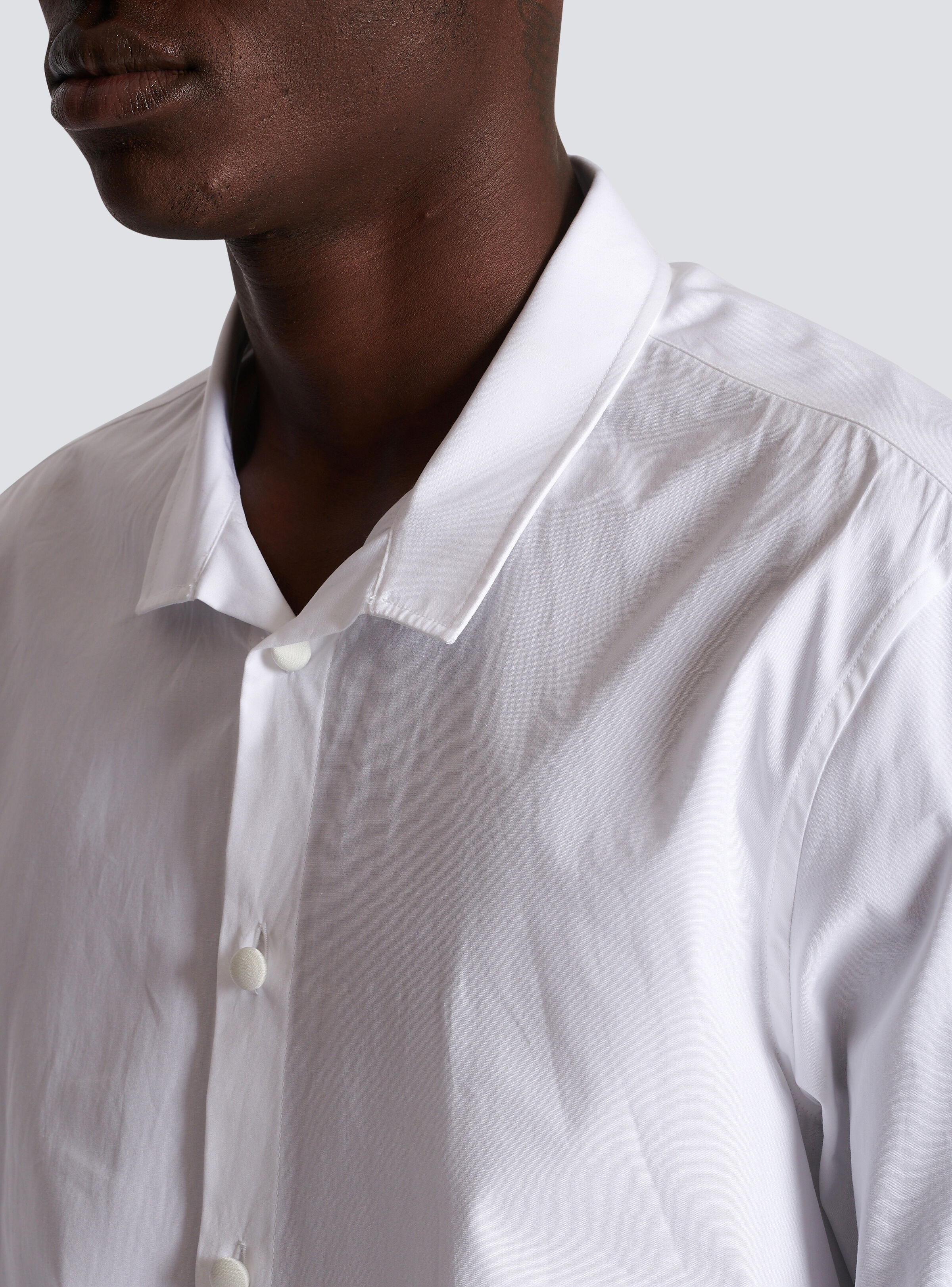Cotton shirt with satin-covered buttons - 7