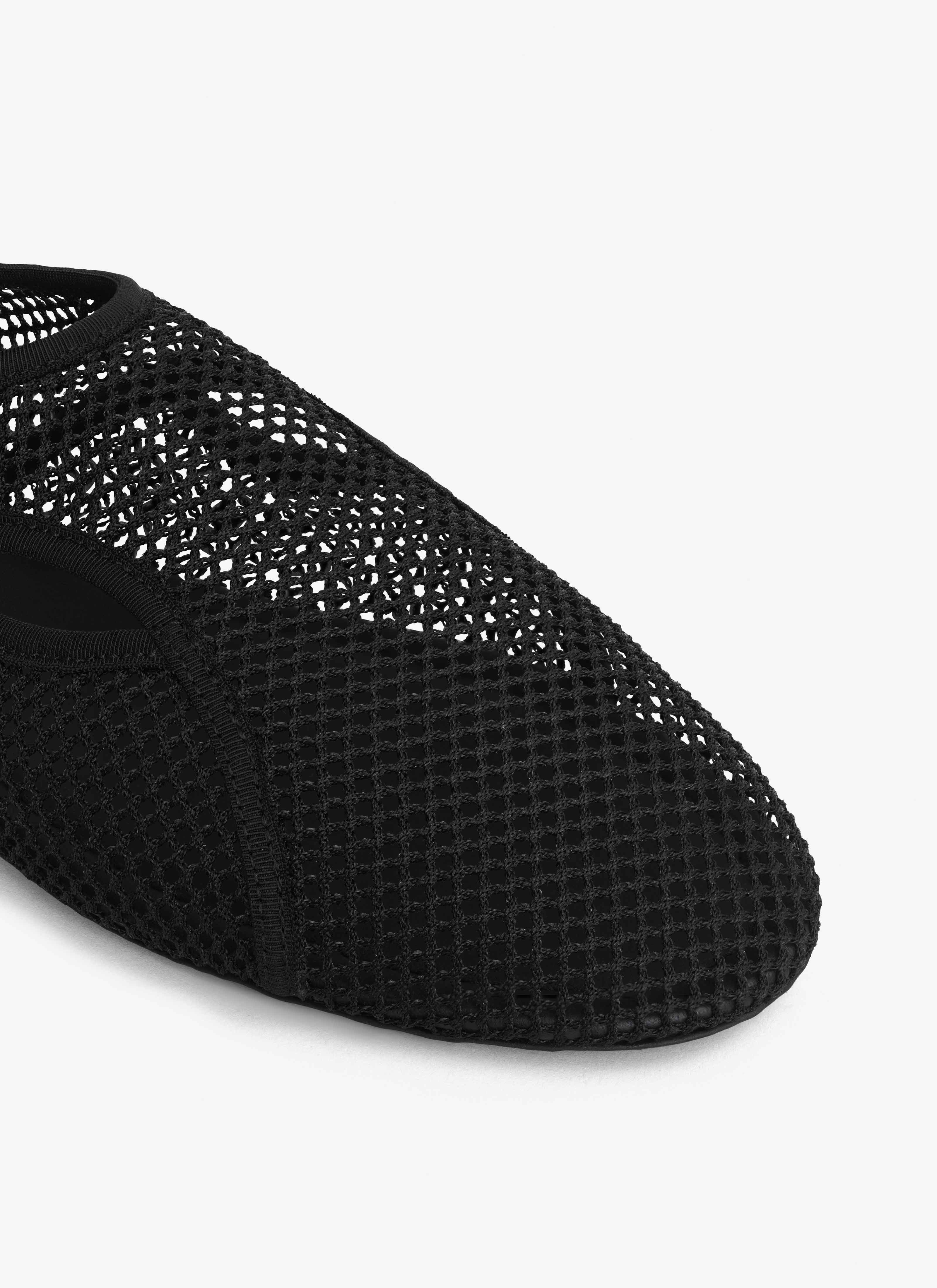 SLIPPERS IN FISHNET - 5
