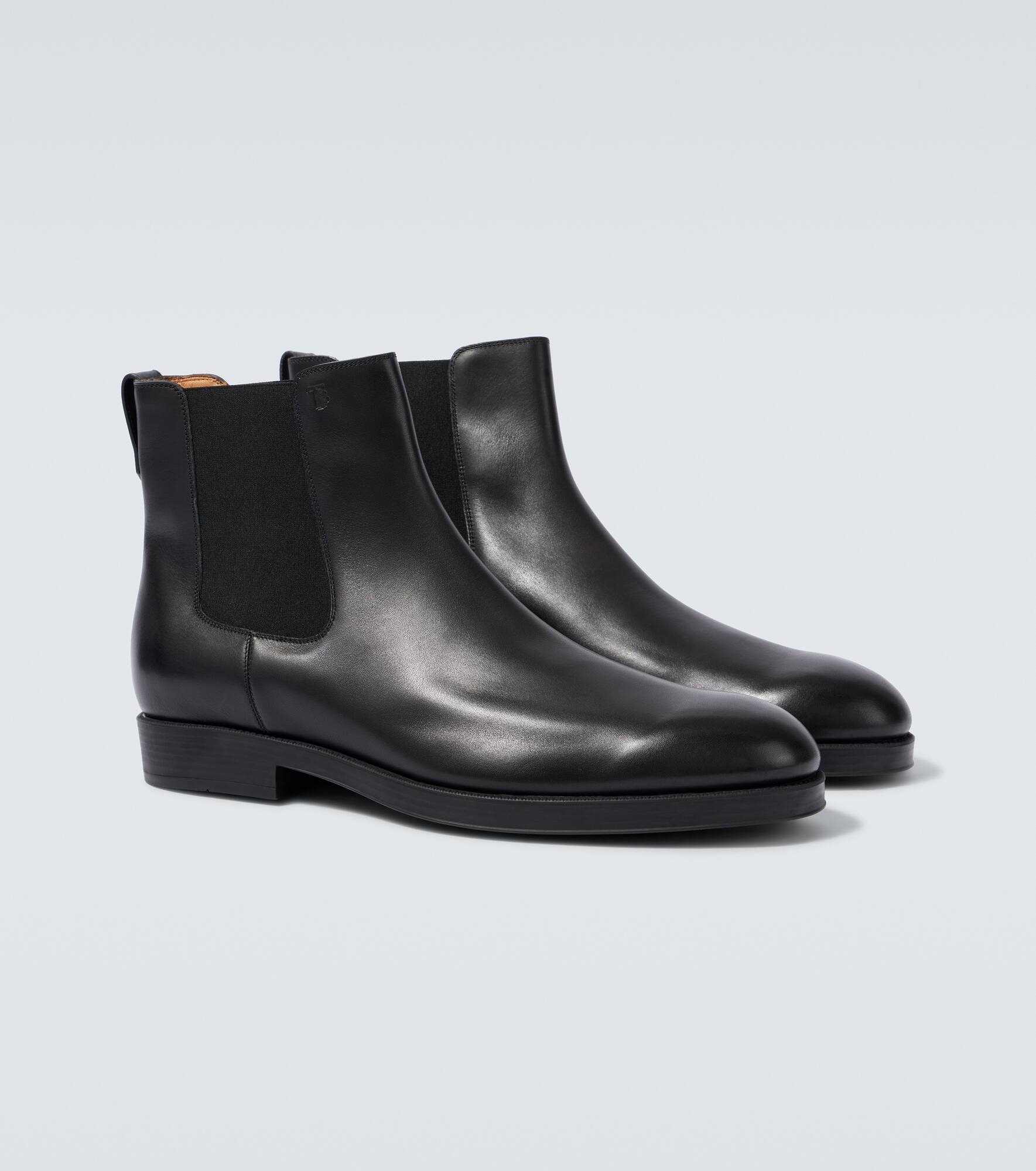 Leather Chelsea boots - 5