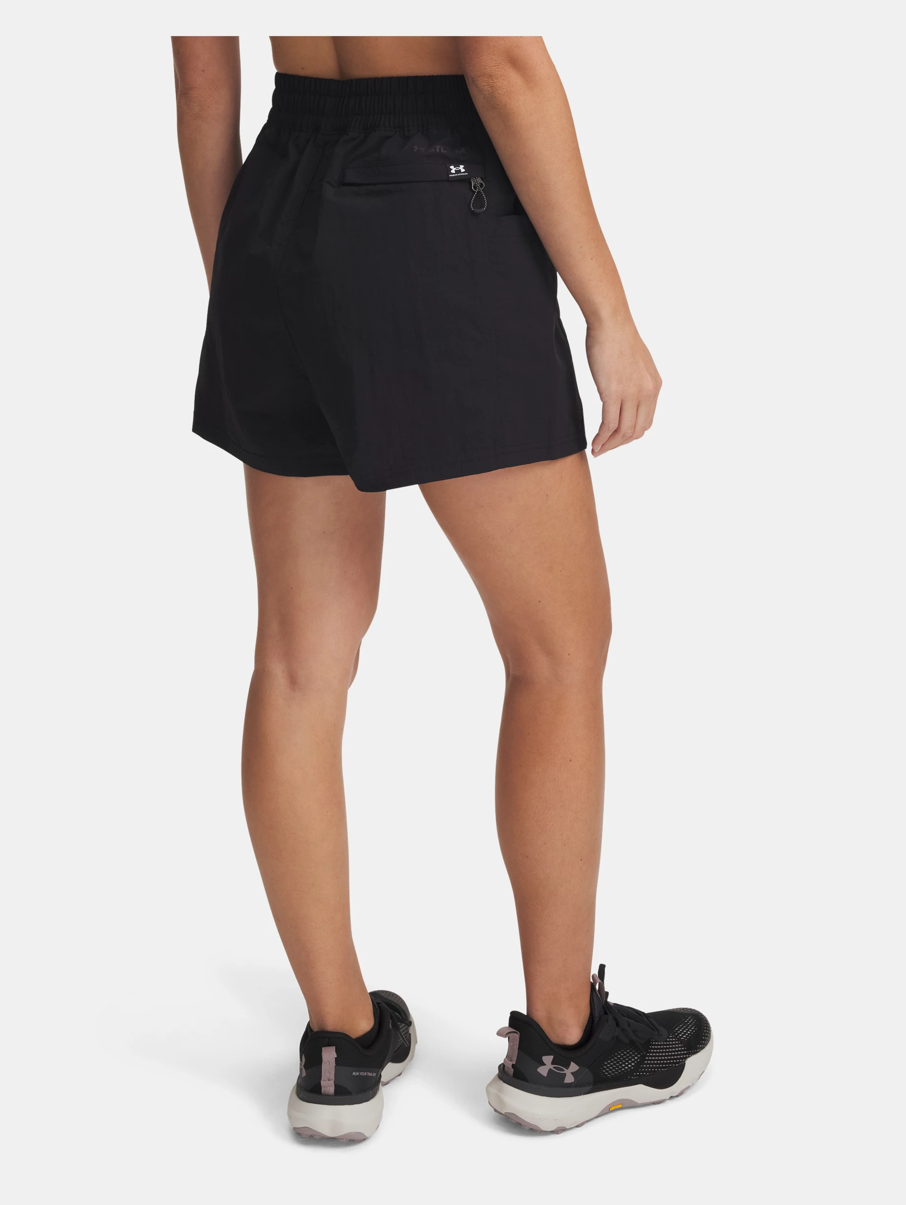 Women's UA Expanse Shorts - 2