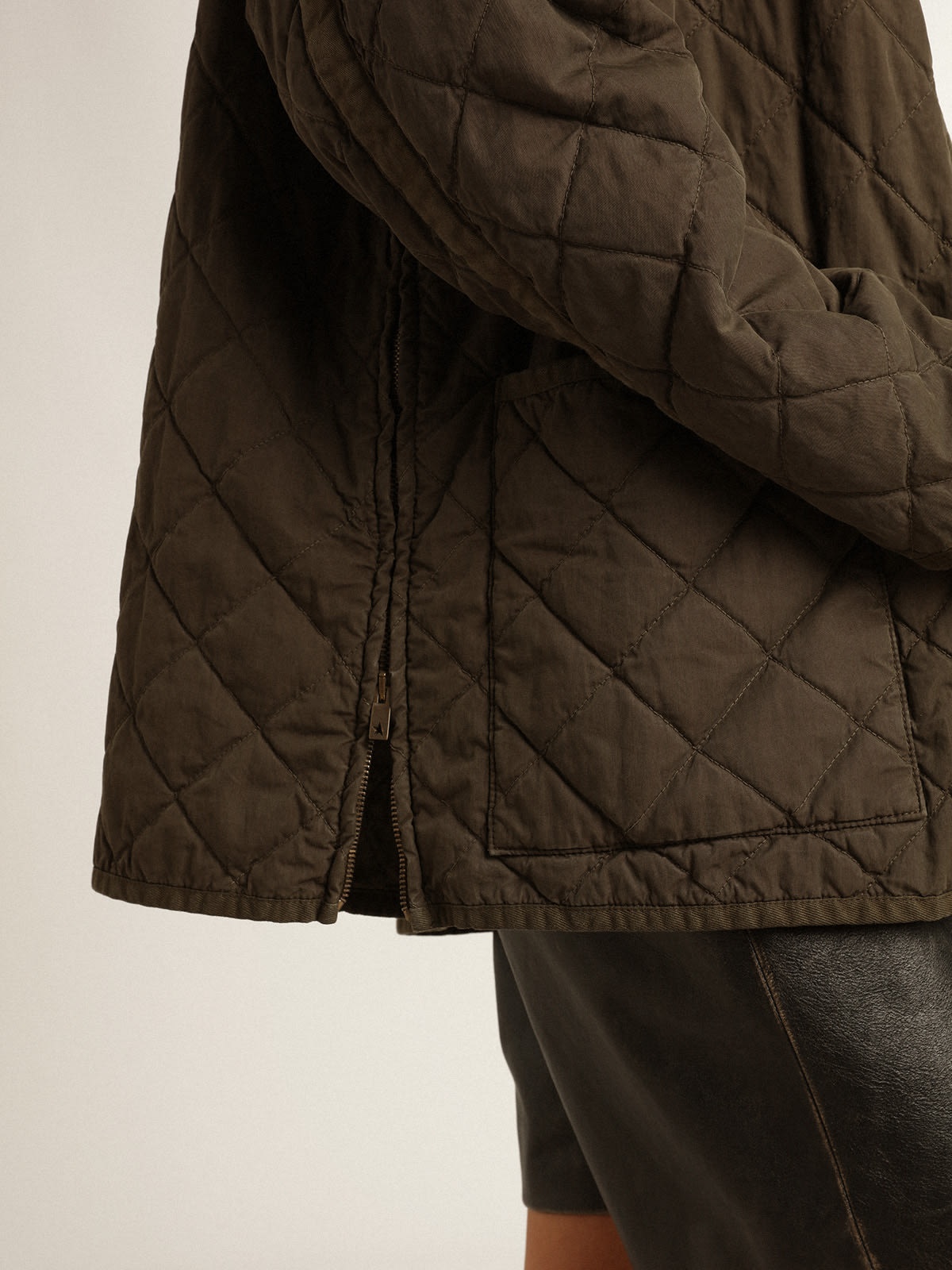 Olive-green quilted jacket - 5