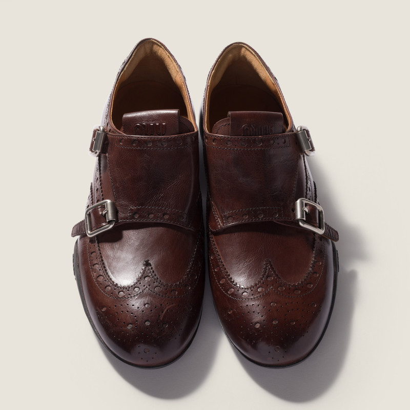 Calf leather brogue shoe with buckles 4