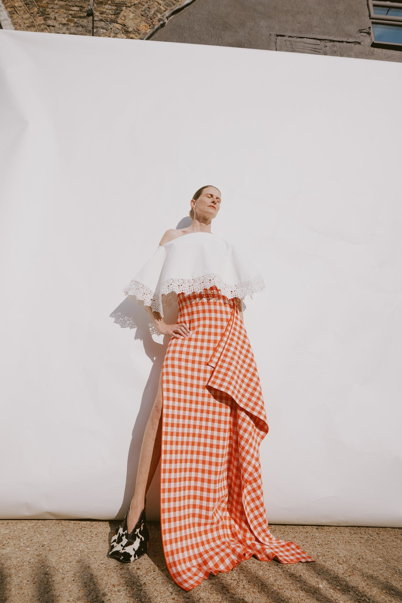 KNITTED FITTED MAXI SKIRT WITH SIDE PANEL RED WHITE GINGHAM 11