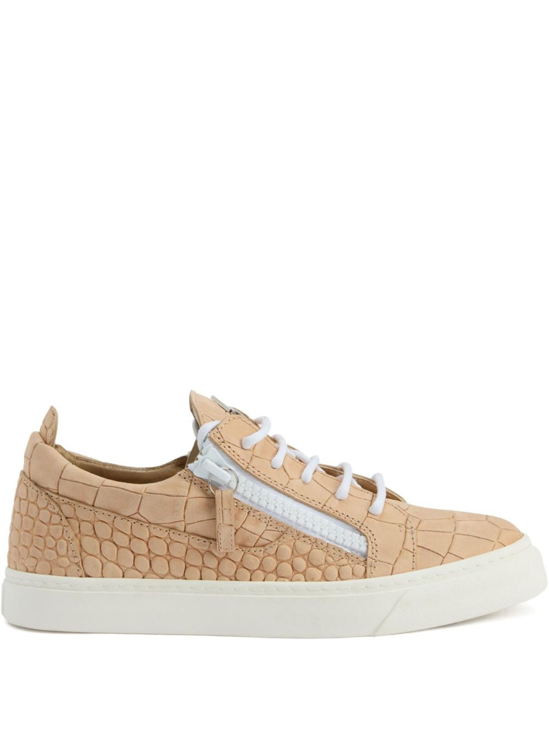 Gail sneakers 1