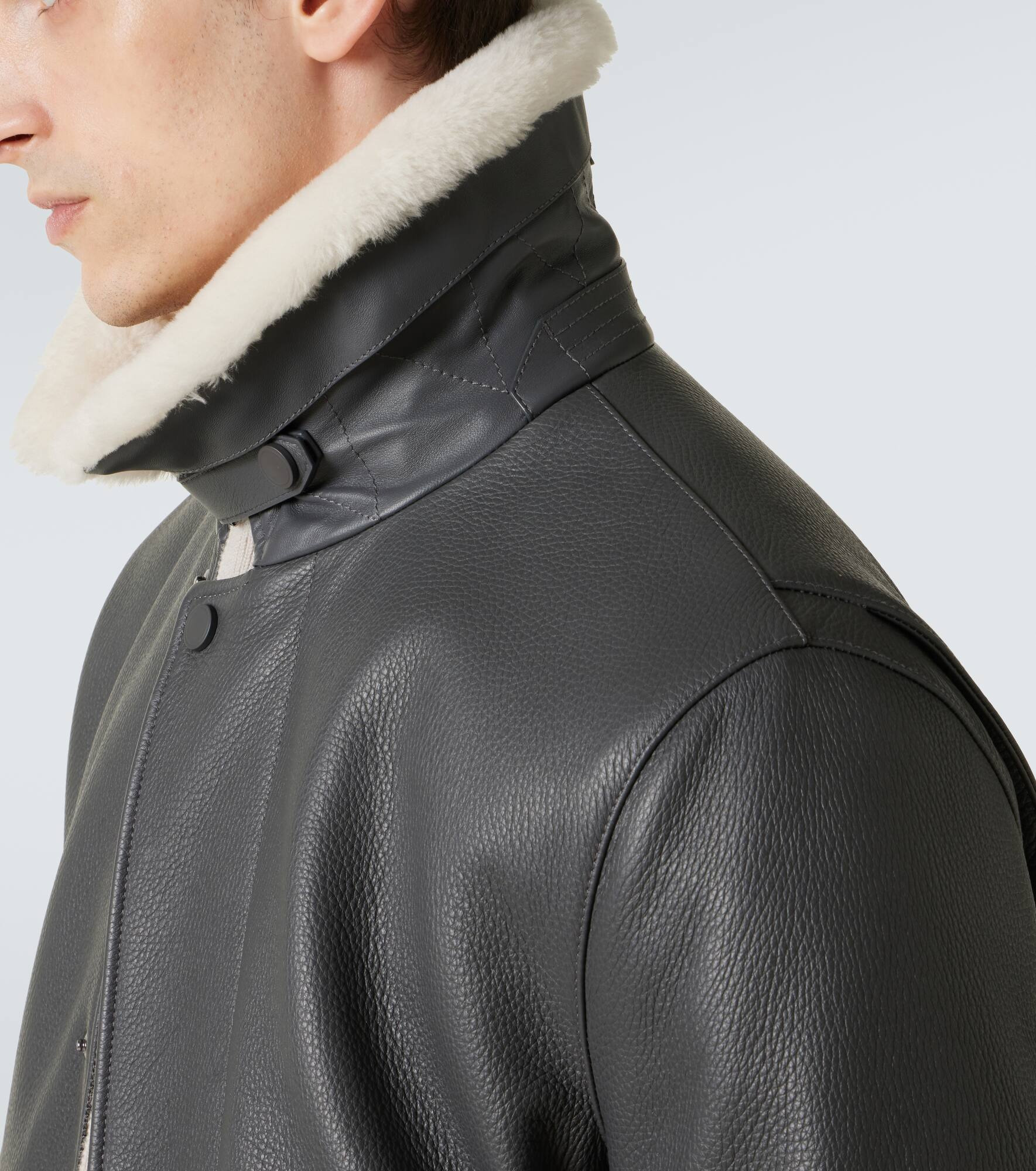 Shearling-trimmed leather bomber jacket - 6