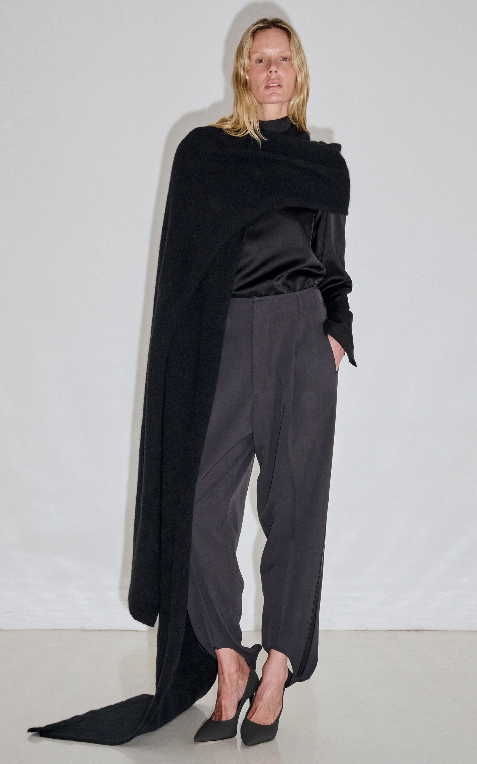 Long Wool-Blend Knit Scarf black - 1