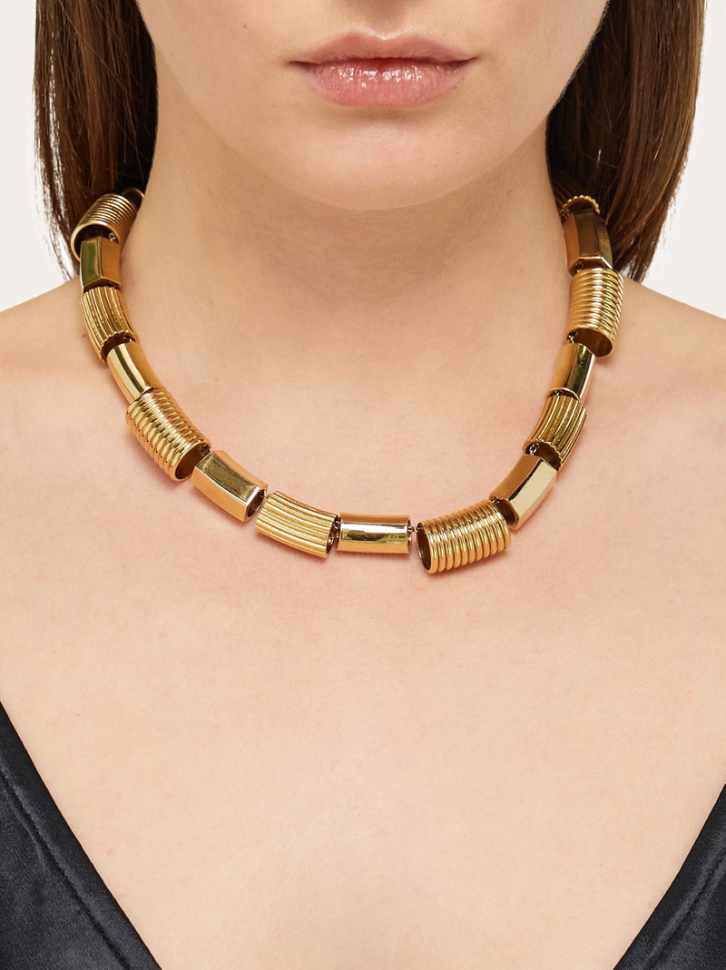 Choker necklace 3