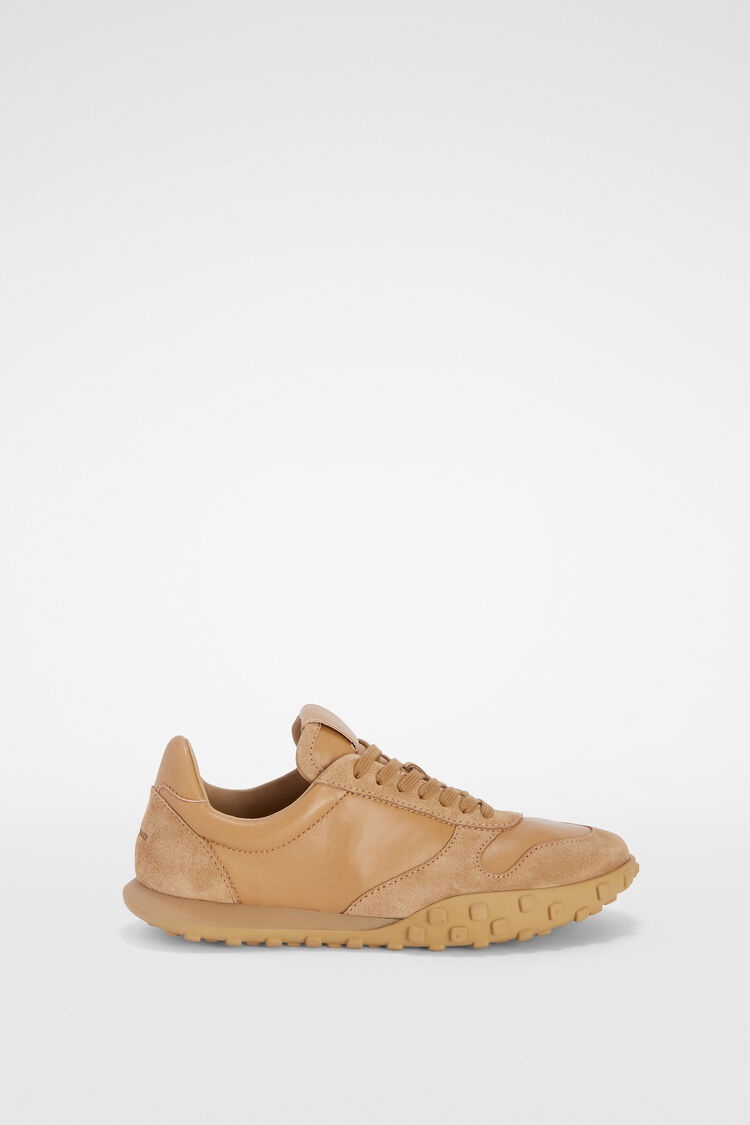 Moon Sneaker - 1