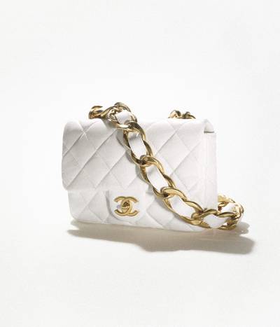 CHANEL Small Flap Bag outlook