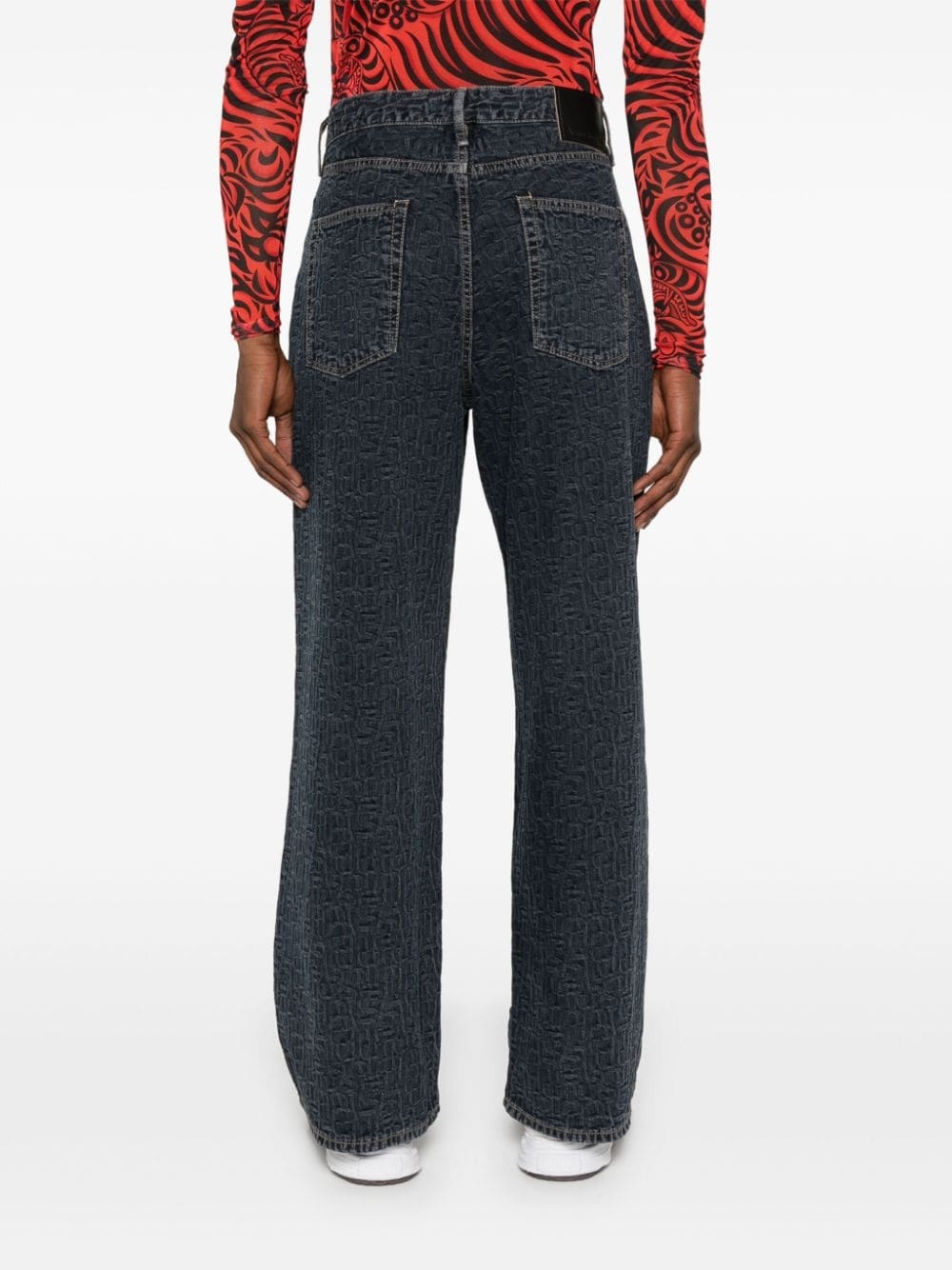 logo-embossed loose jeans - 4