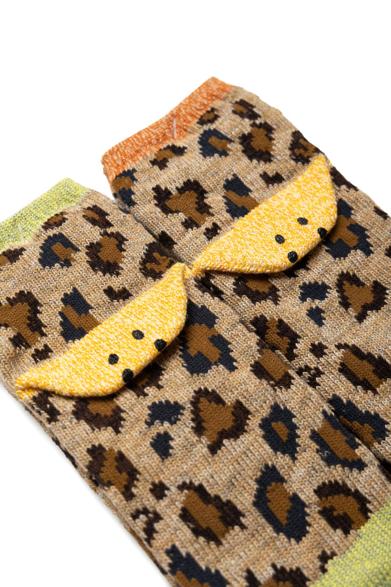 84 Yarns HAPPY Heel Leopard Ankle Socks 4