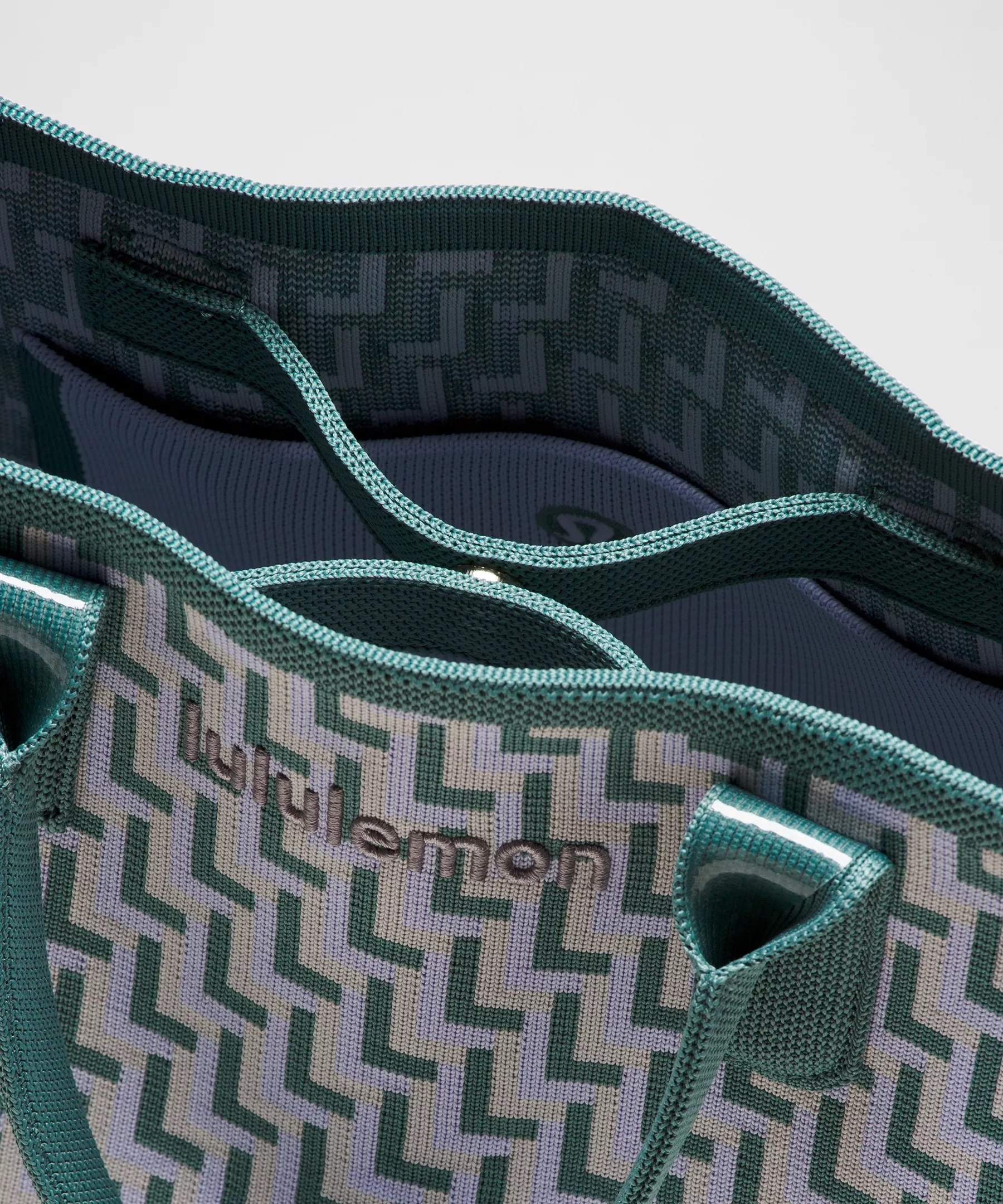 Classic Knit Small Tote Bag 8L - 4