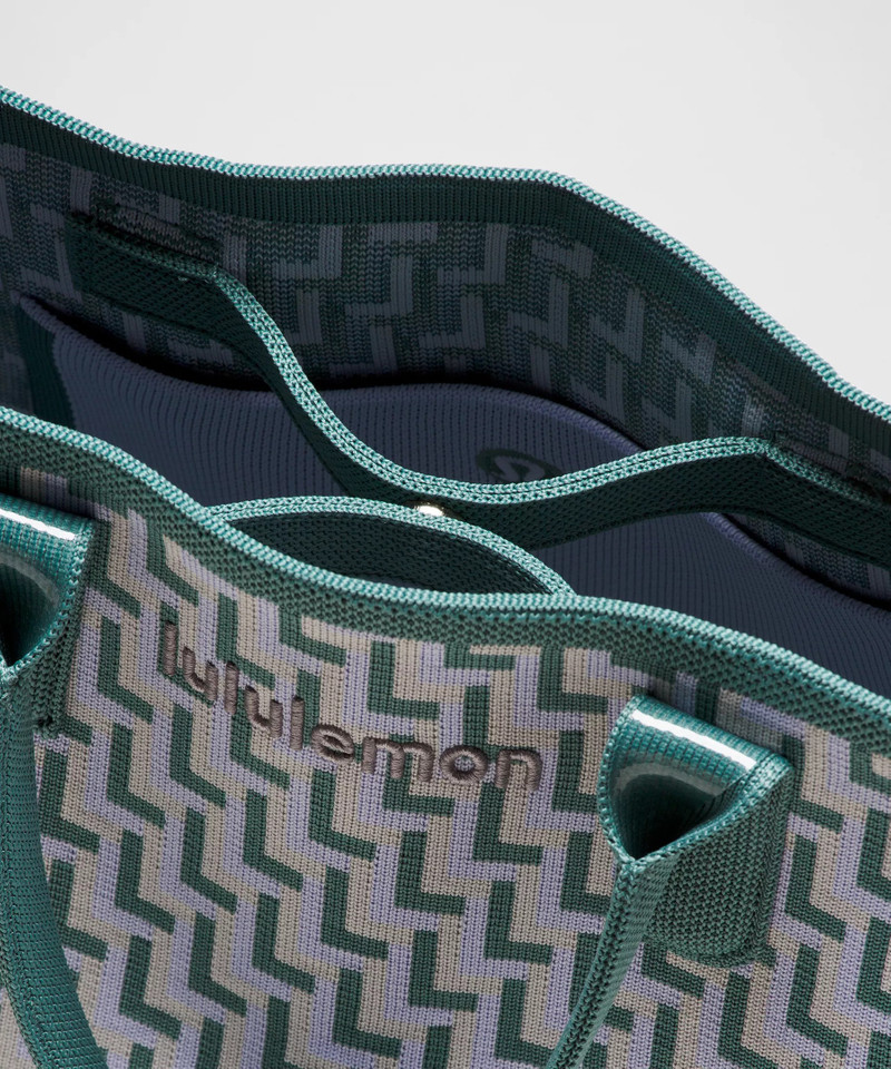 Classic Knit Small Tote Bag 8L 4