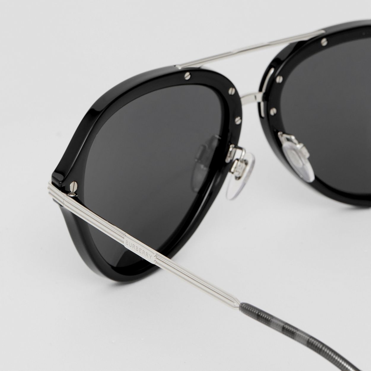 Check Detail Pilot Sunglasses - 2