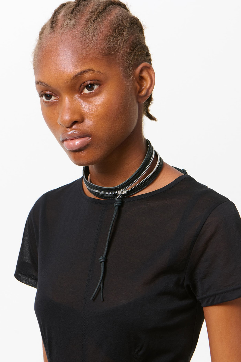 Zipped Choker Malleable Black Bull Hide 6