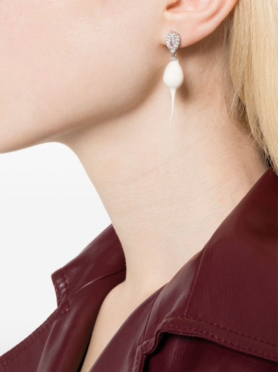 OTTOLINGER dripping-effect pearl earrings outlook