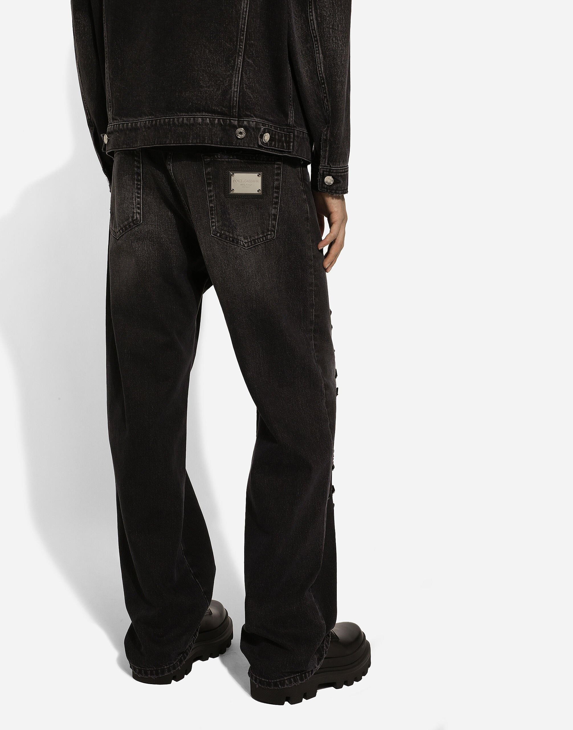 Oversize washed jeans with rhinestone embellishment - 5