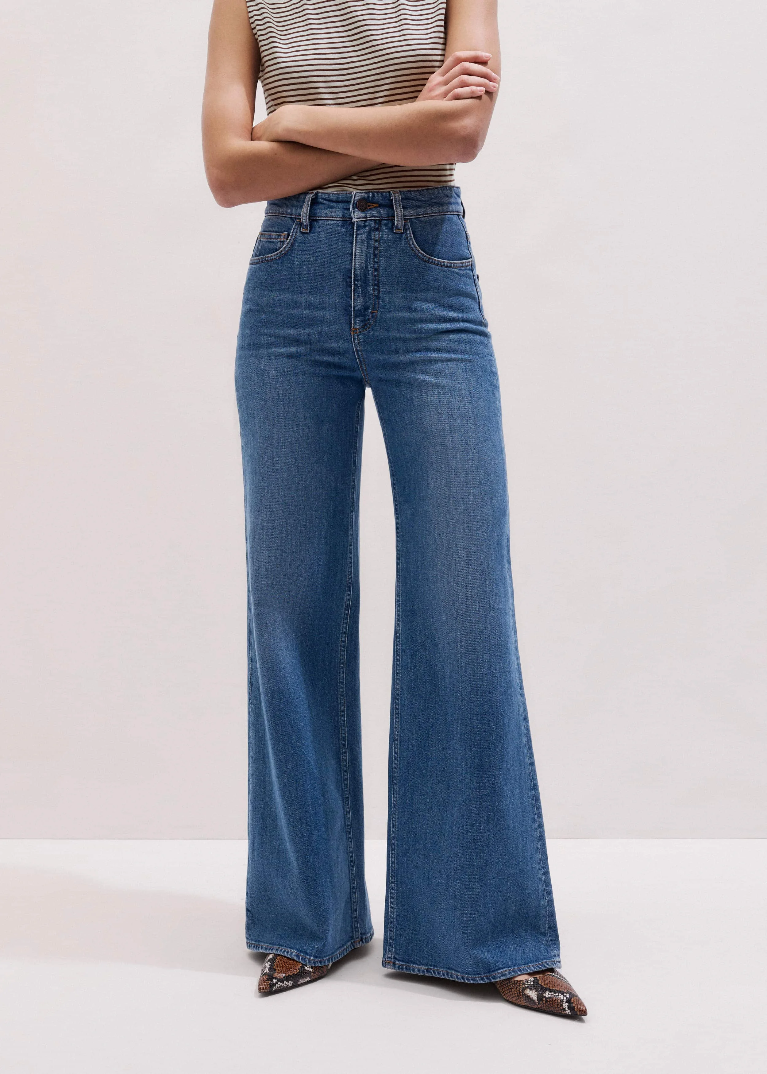 Leg Elongator Jean - 1