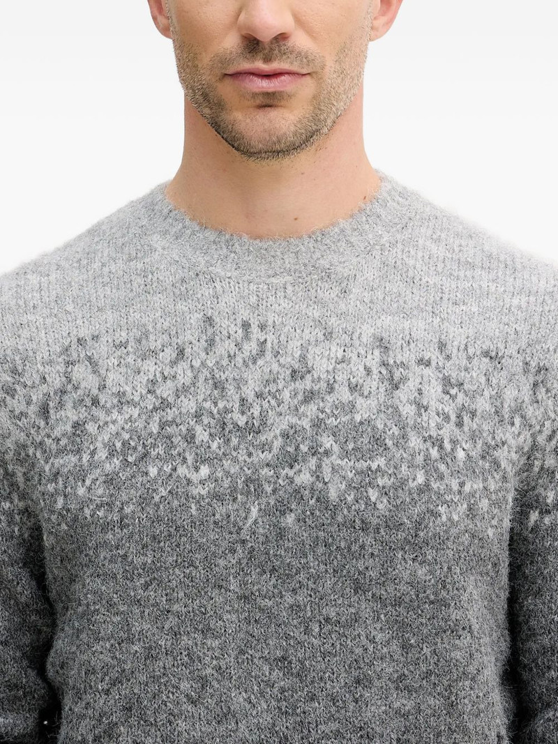 ombre crew-neck sweater 4