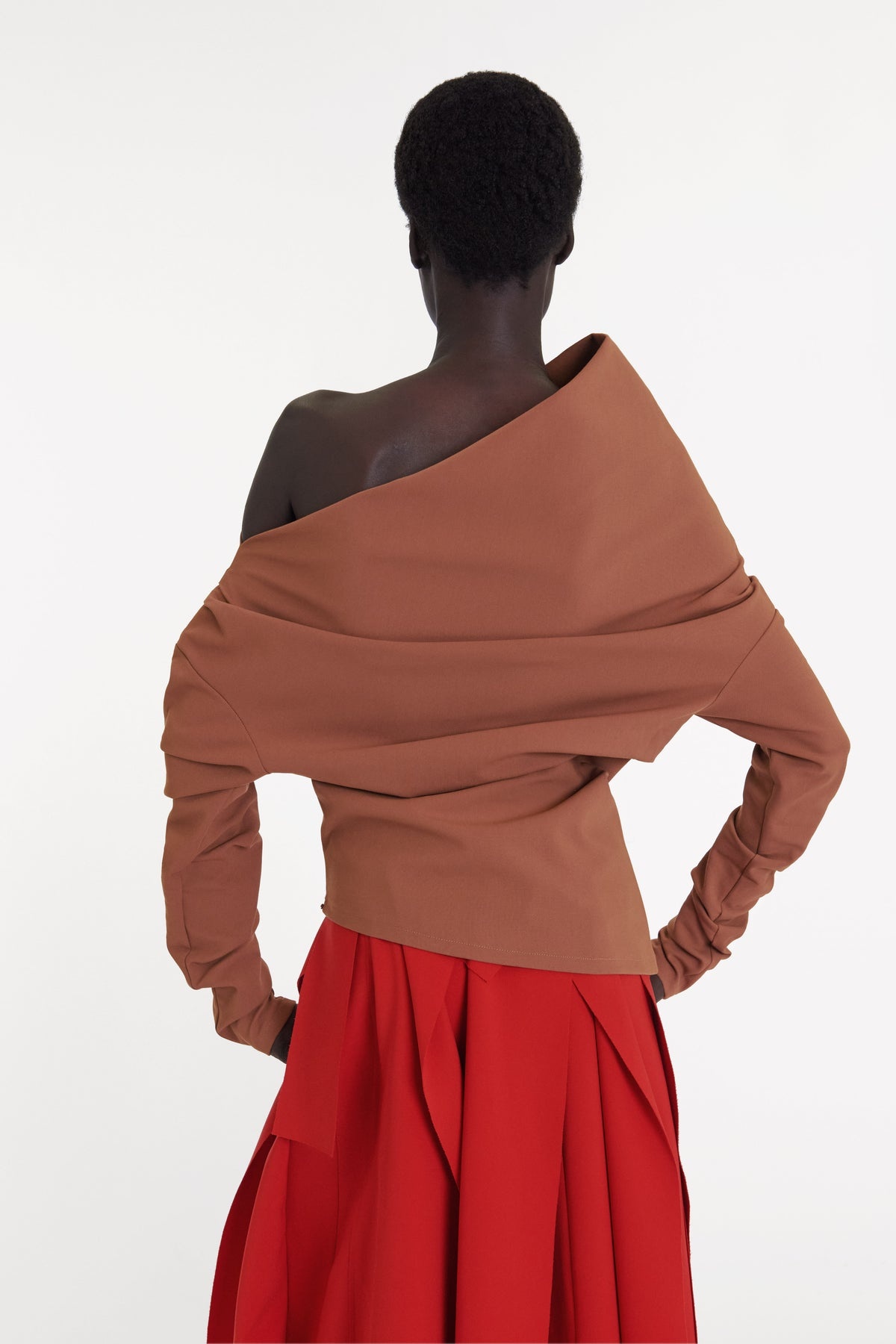 OFF SHOULDER ASYMMETRIC LONGSLEEVE TOP GINGER - 2