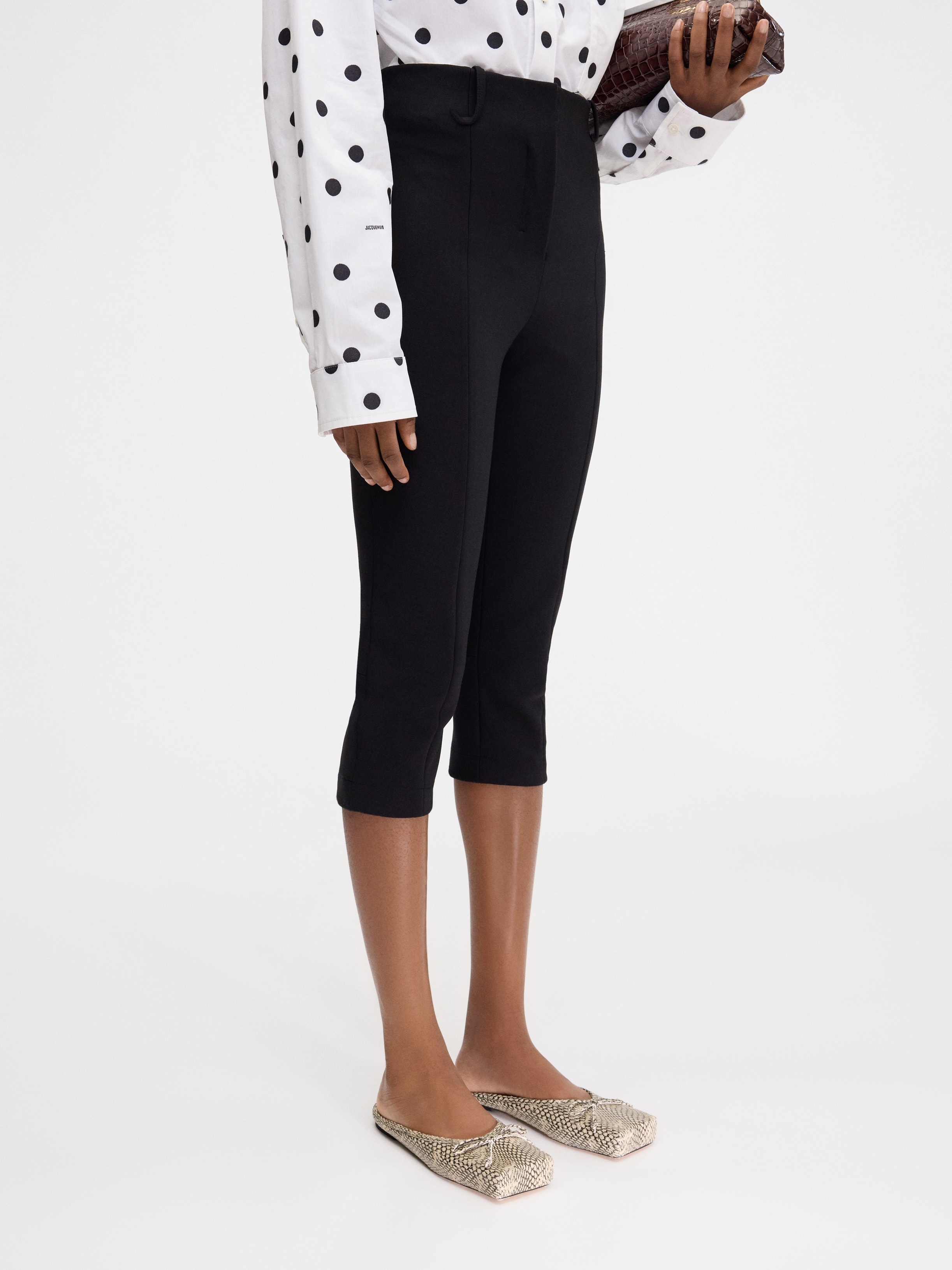 【送料&関税込】Jacquemus The Capri Pants JACQUEMUS The Capri pants | REVERSIBLE