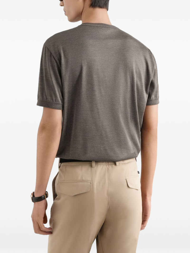 short-sleeve T-shirt 4