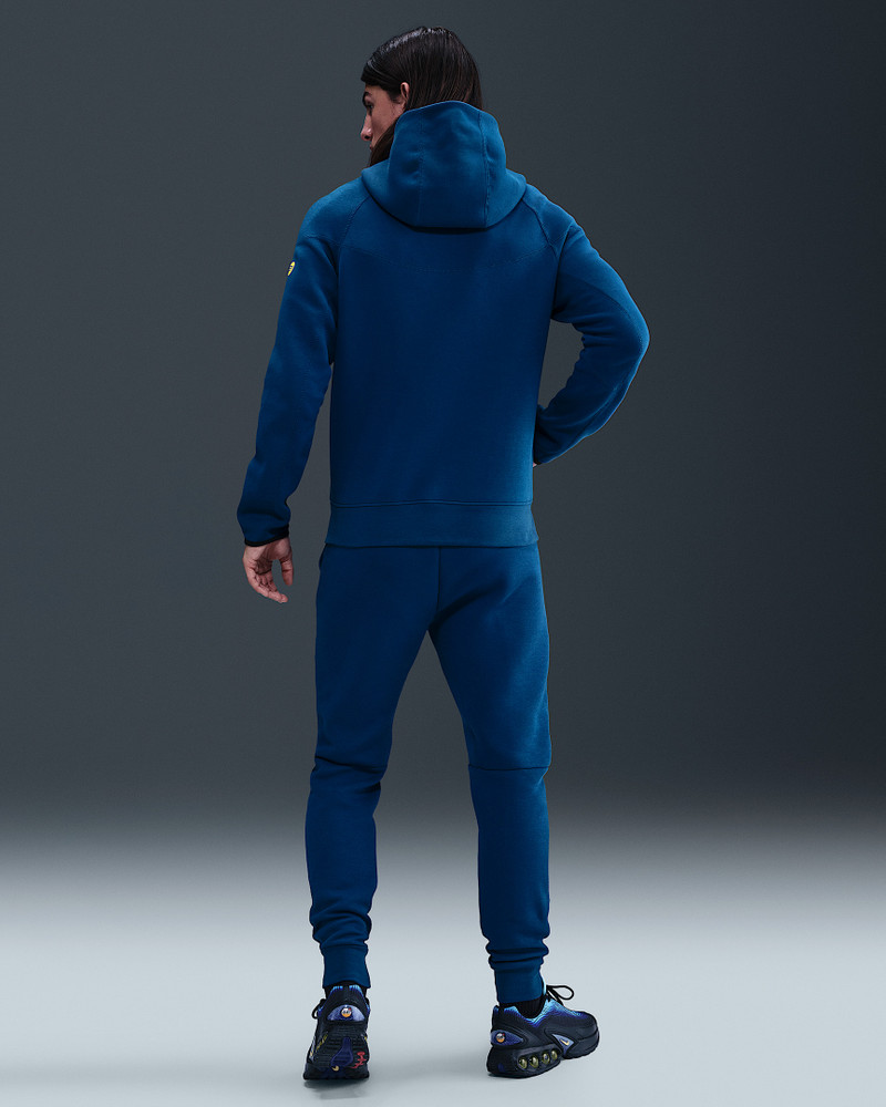 FC Barcelona Tech Windrunner Fourth Men's Nike Soccer Fleece Full-Zip Jacket 5