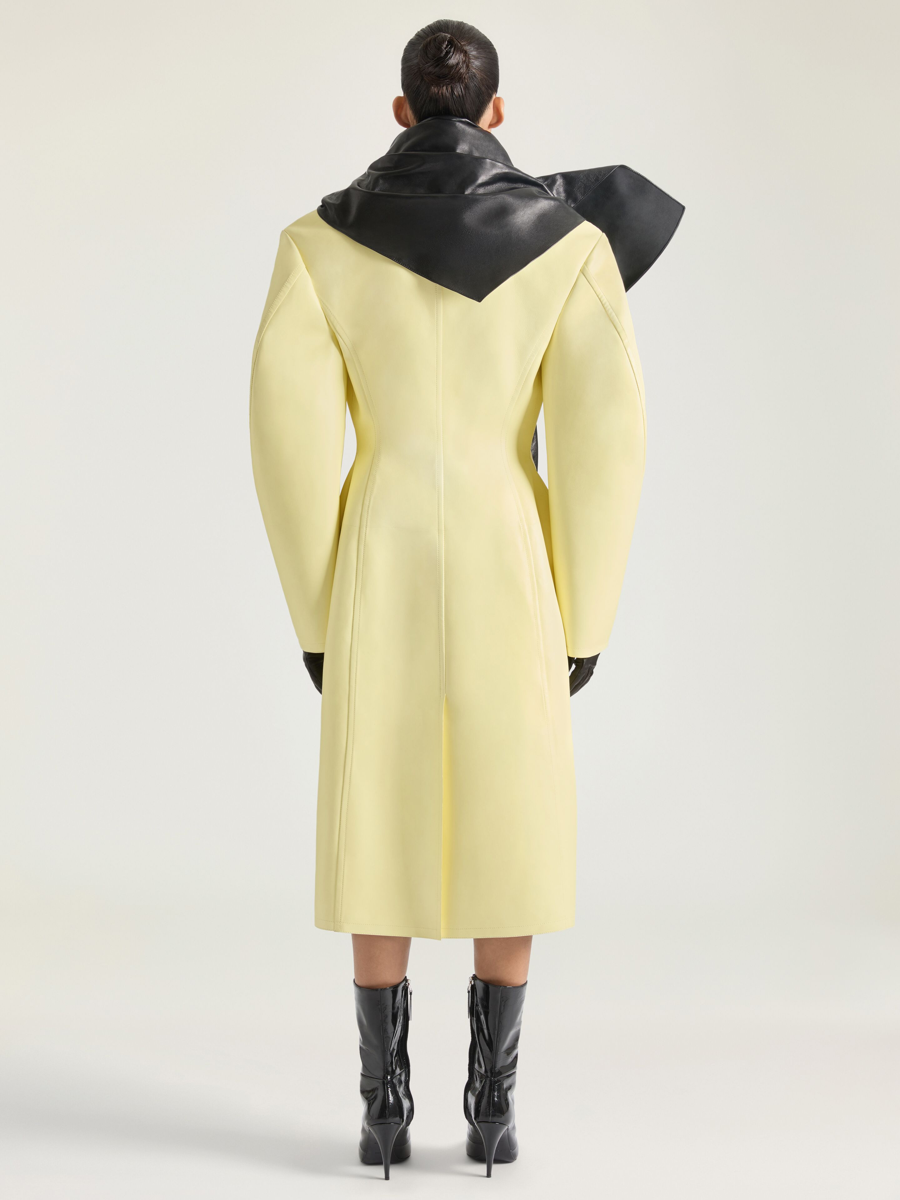 COCOON FITTED COAT IN LEATHER - 3