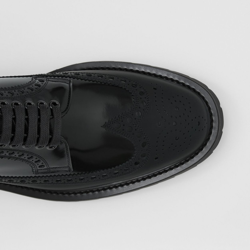 Burberry Brogue Detail Leather Derby Shoes outlook