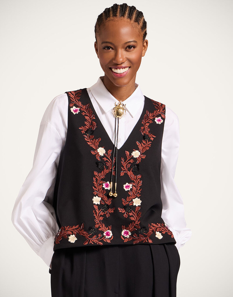 La DoubleJ V-Neck Scala Top outlook