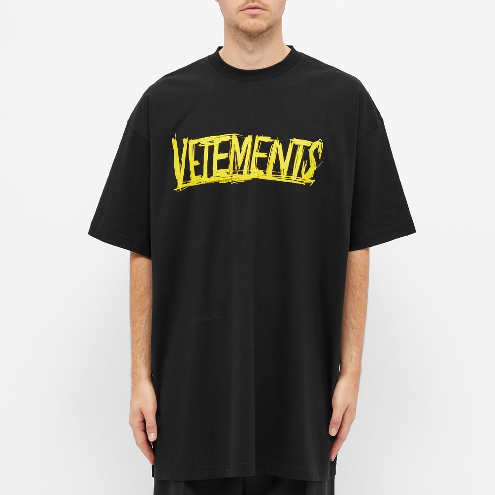 VETEMENTS World Tour Oversized Tee - 5