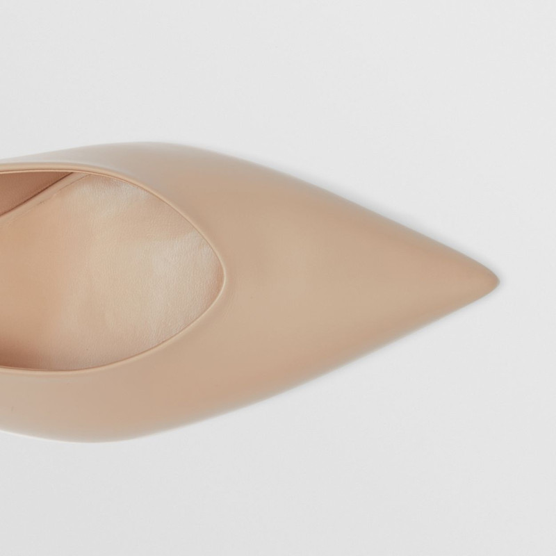 Burberry Leather Slingback Pumps outlook