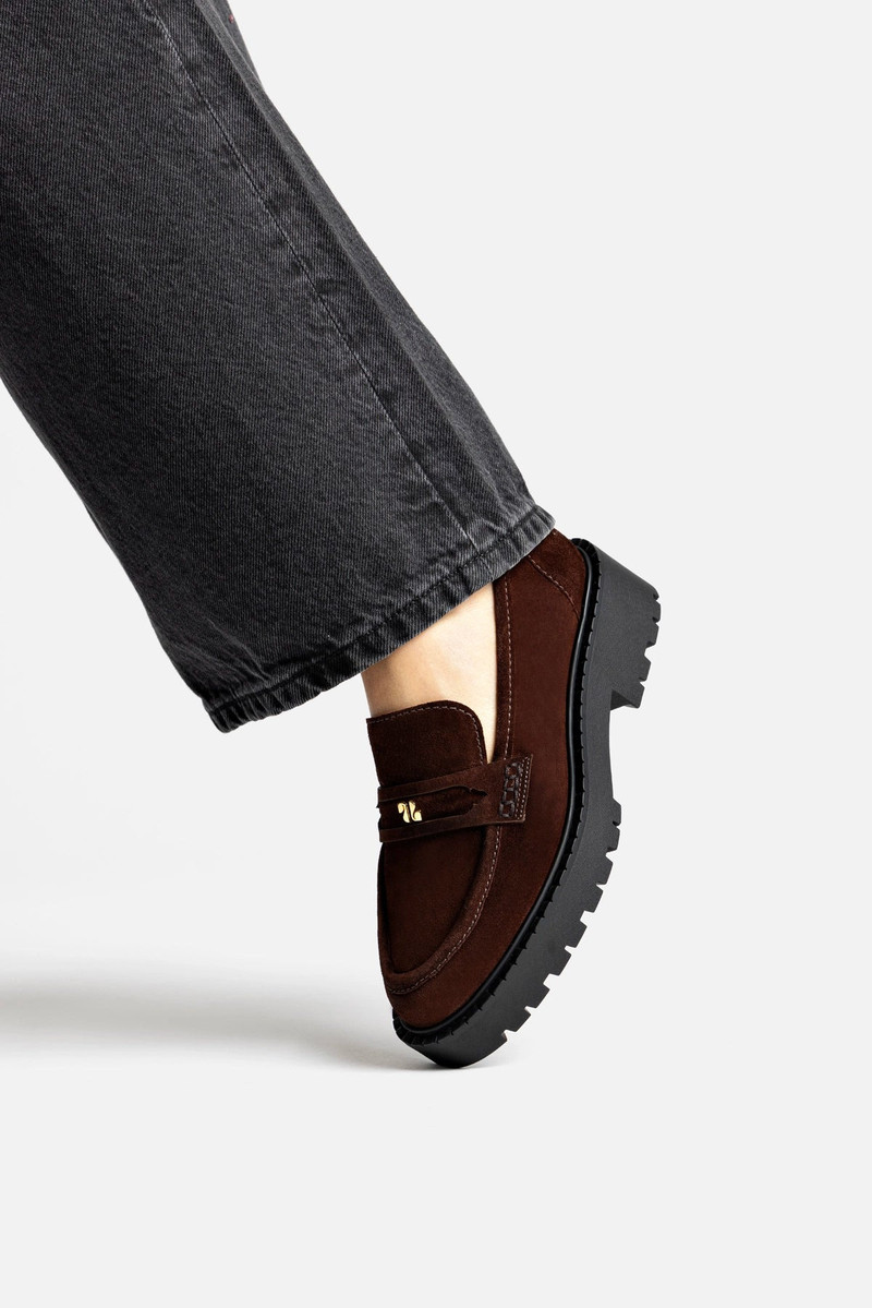Suki Lugsole Loafer In Brown Suede 5